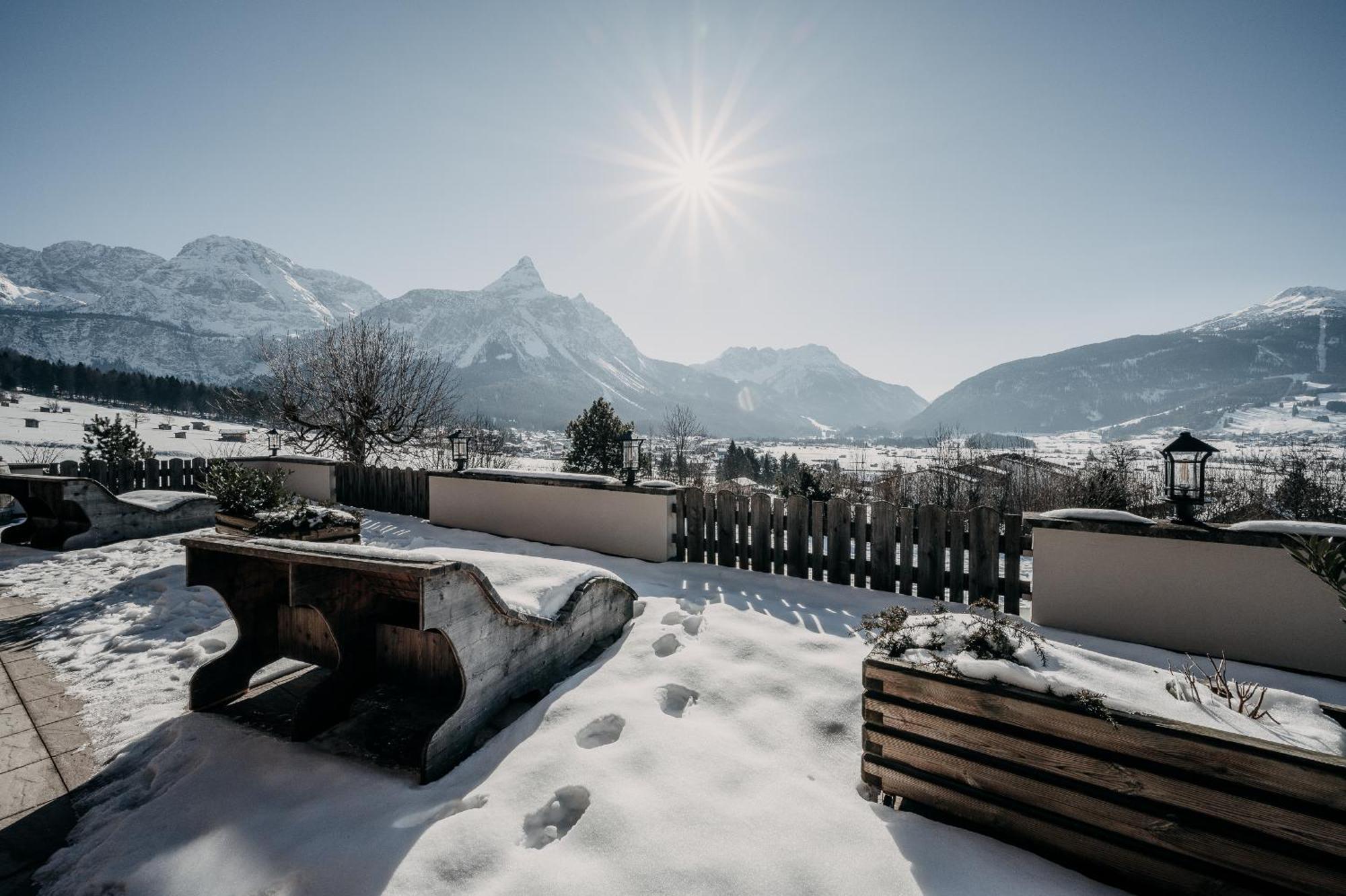 Alpenappartements Cristall Ehrwald Exterior photo