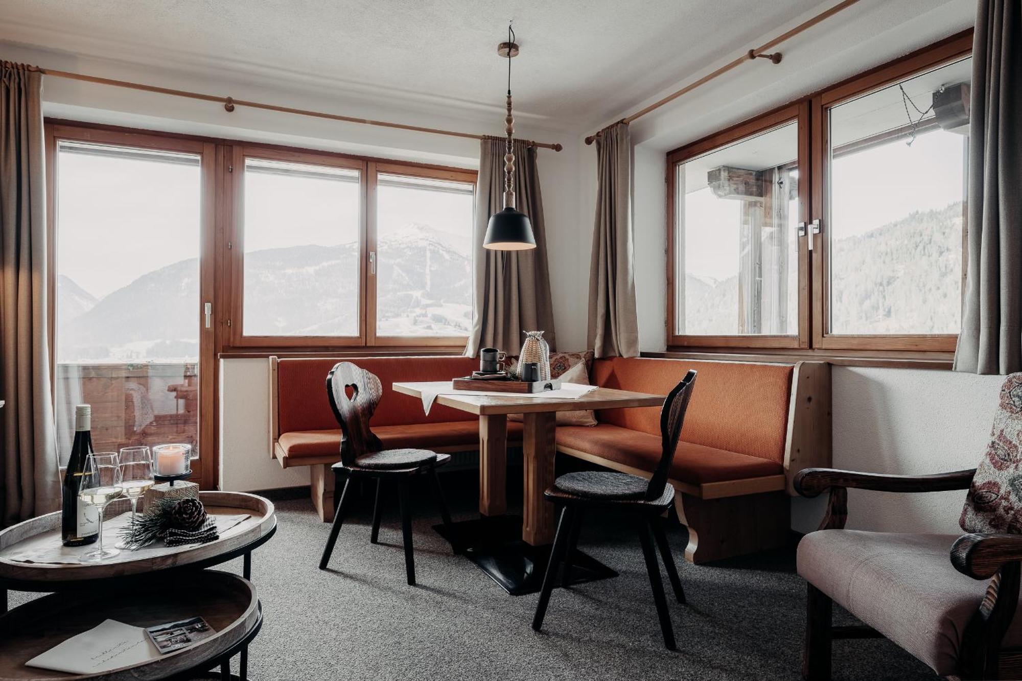 Alpenappartements Cristall Ehrwald Exterior photo